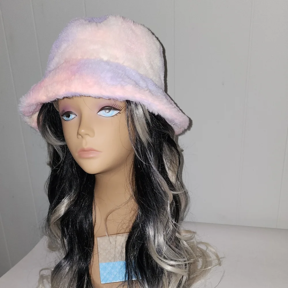 New Dolls Kill Fuzzy Soft , Faux Fur Tye Dye Bucket Hat - Picture 7 of 8